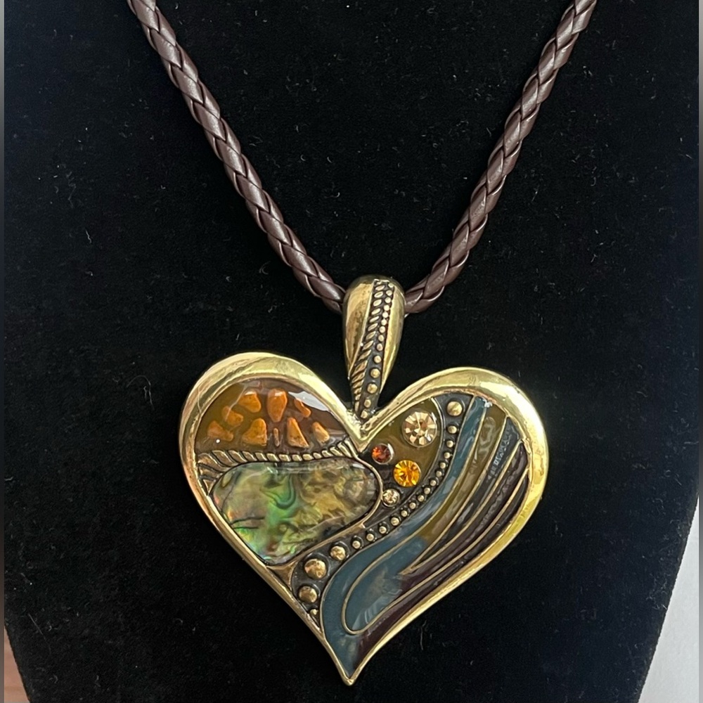 Heart pendant (EUC) braided 19”+3 necklace rhinestone/gold tone - jewelry